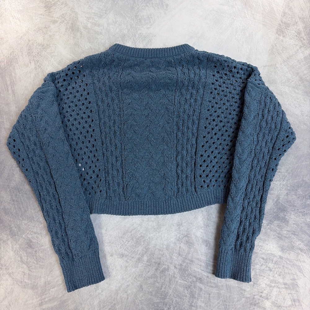 Industry Sweater Womens XS Blue Cable Knit Pointelle Cropped Long Sleeve Top - Picture 2 of 7